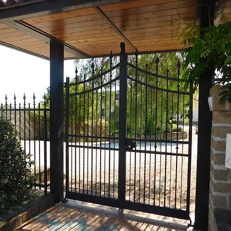 L'albero Del Pepe Bed & Breakfast